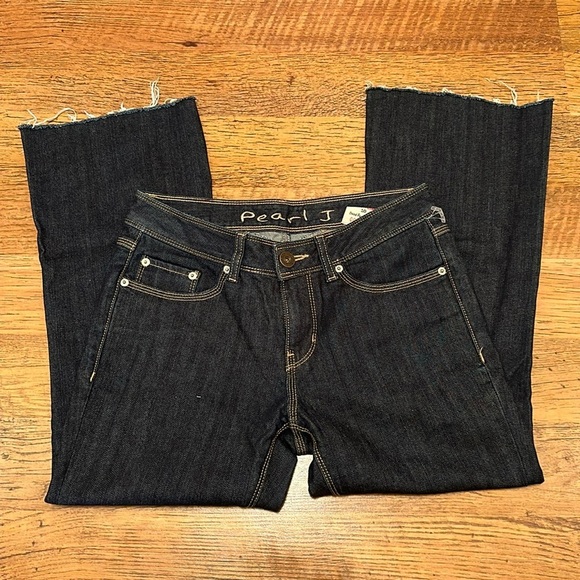 Pear J Dark Vintage Wash Mid Rise Boot Cut Frayed Hem Jeans Pocket Detail GG - Picture 1 of 4